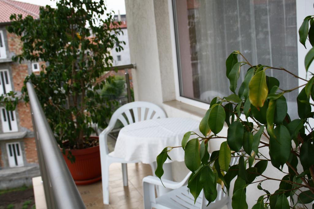Zoya Guest House Ravda Ngoại thất bức ảnh
