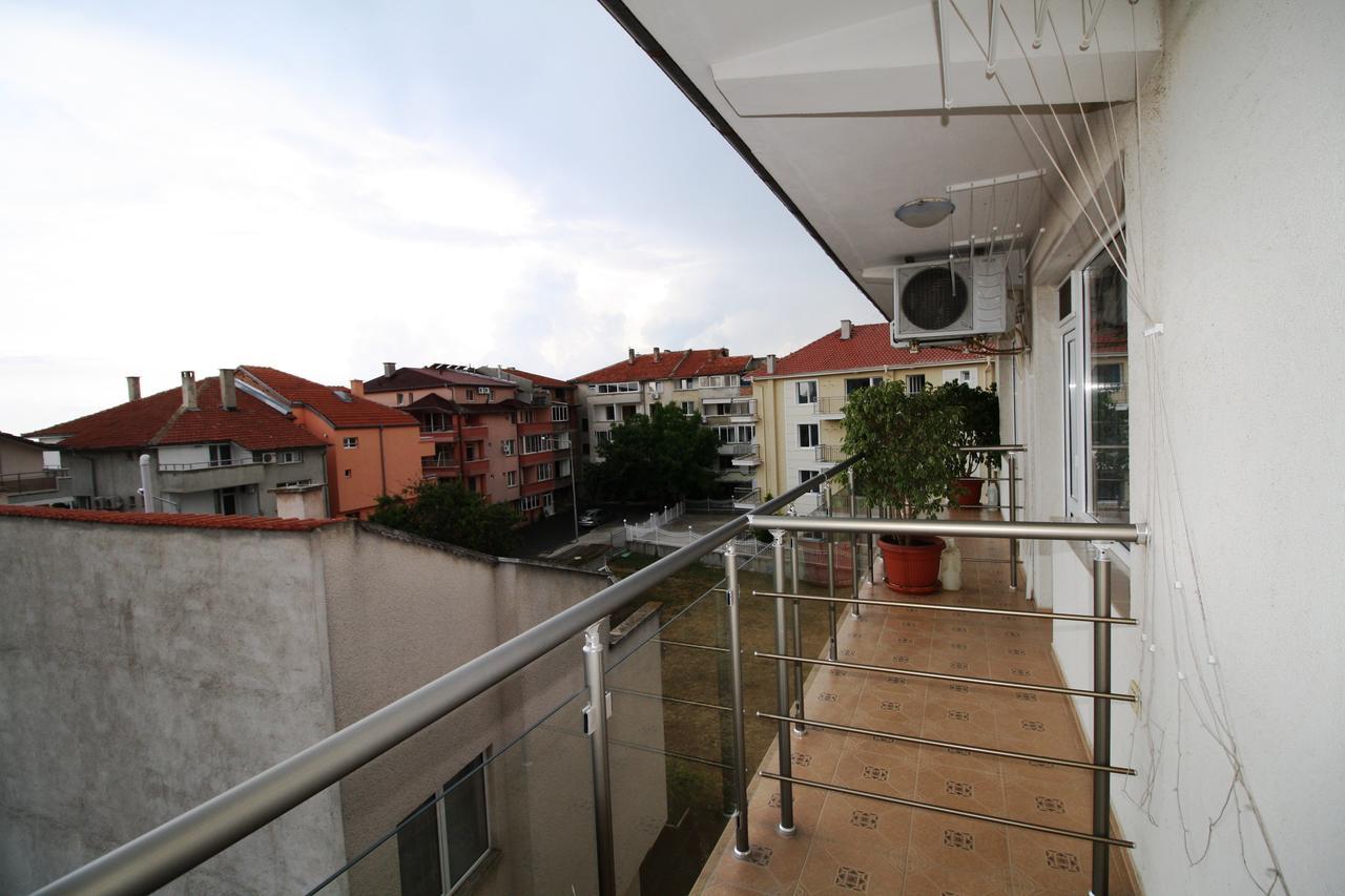 Zoya Guest House Ravda Ngoại thất bức ảnh