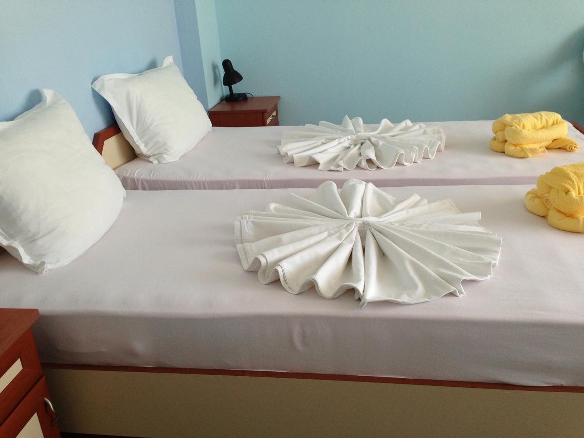 Zoya Guest House Ravda Ngoại thất bức ảnh